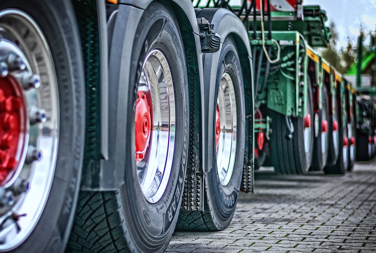 ¿Cuánto pesa un tanque IBC vacío?